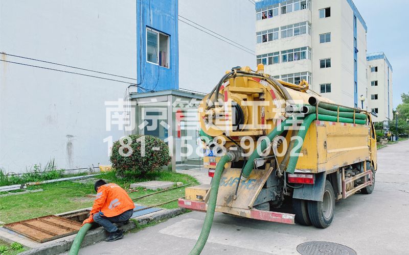 251龙池电子厂污水清运