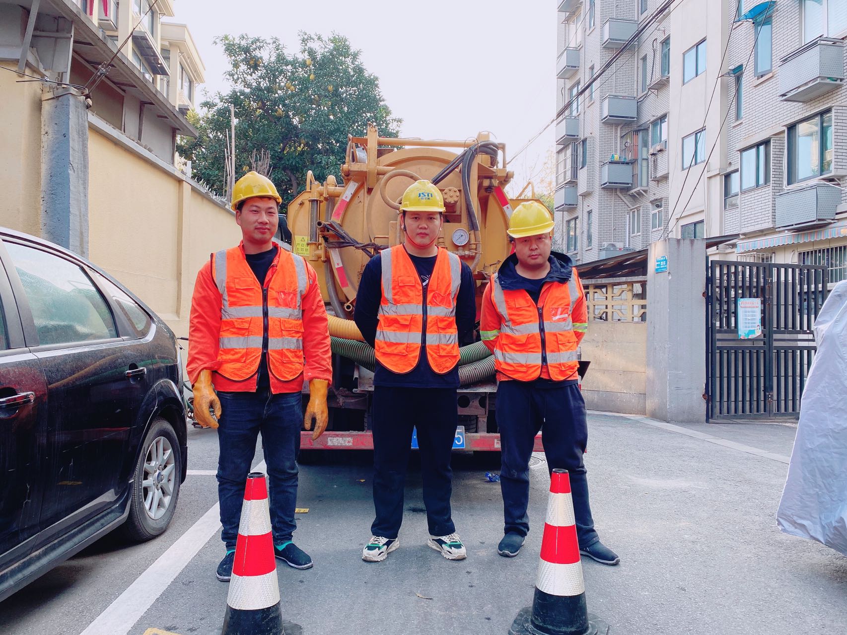 龙池南京某小区管道清淤检测施工